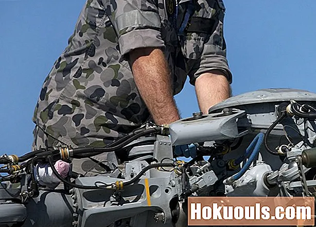 Thợ sửa chữa hệ thống vũ khí / điện / hệ thống điện tử - 15Y AH-64