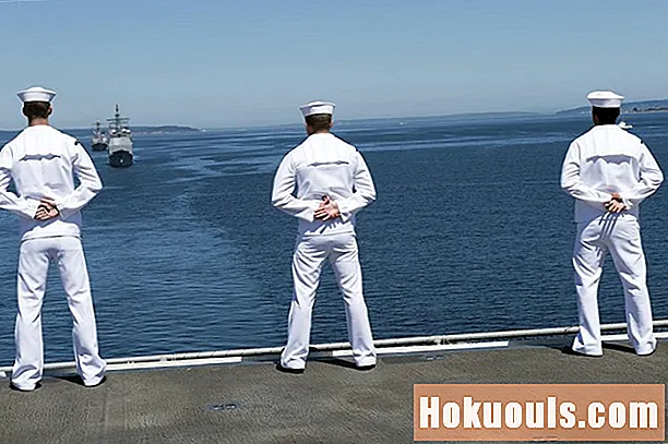 Bežné bonusy za účasť v službe Navy Recruits - Kariéra