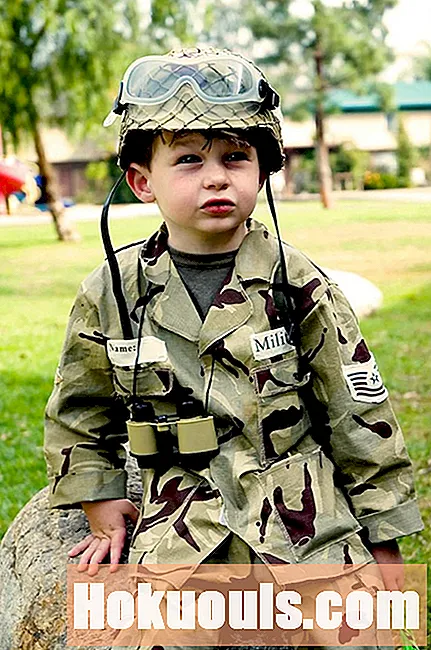 ¿Es legal usar un uniforme militar en Halloween?
