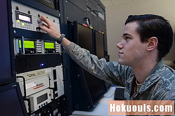 海军陆战队工作：MOS 2629信号情报分析师