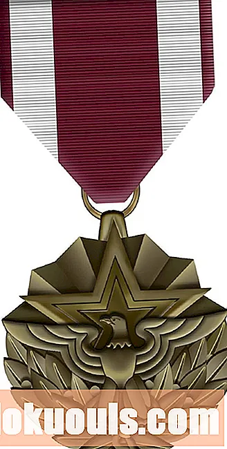 Záslužná medaila za služby
