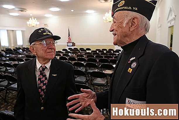 Navy Uniform Wear door gepensioneerden en veteranen