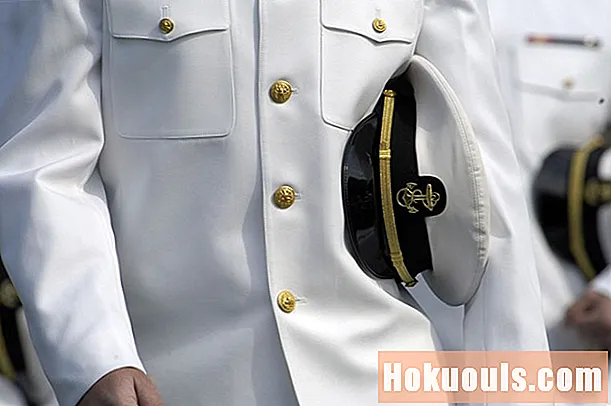 Programul de eligibilitate și selecție a ofițerului de garanție a Marinei