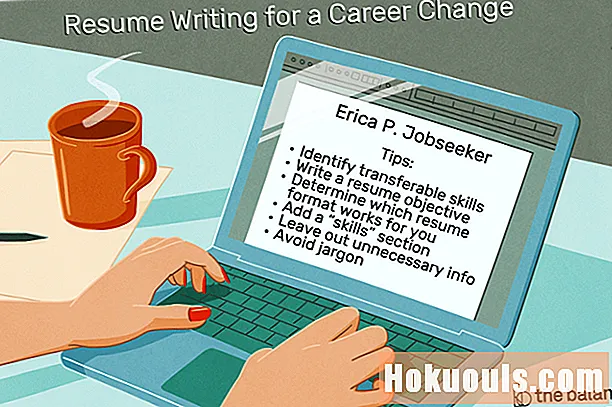 Наставите са писањем савета за промену каријере