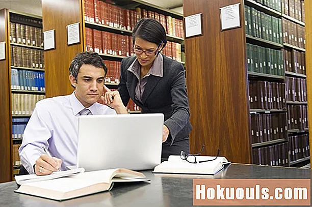Բլոգային գրառումներ գրելու խորհուրդներ, որոնք ներառում են իրավաբանական խորհրդատվություն