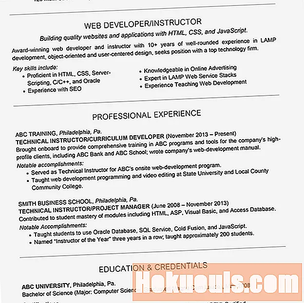 CV-ul pentru dezvoltatori web cu exemplu de declarație sumară