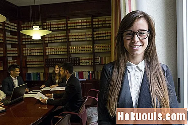 Čo sú nelegálne právnické profesie v advokátskej kancelárii? - Kariéra